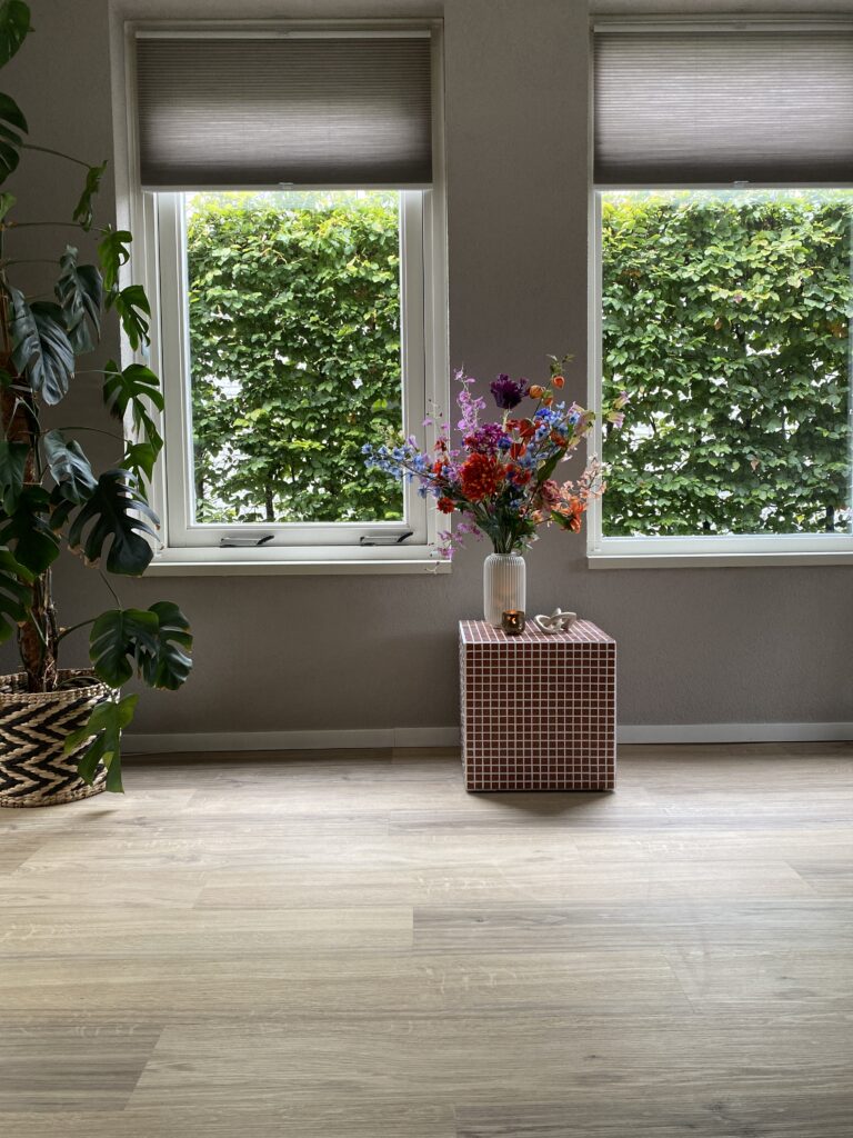 CUBO terracotta in woonkamer